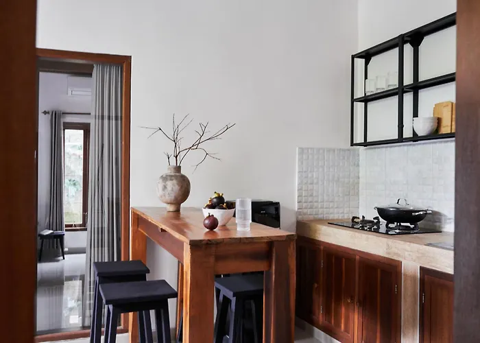 Parq 2 Bedrooms *